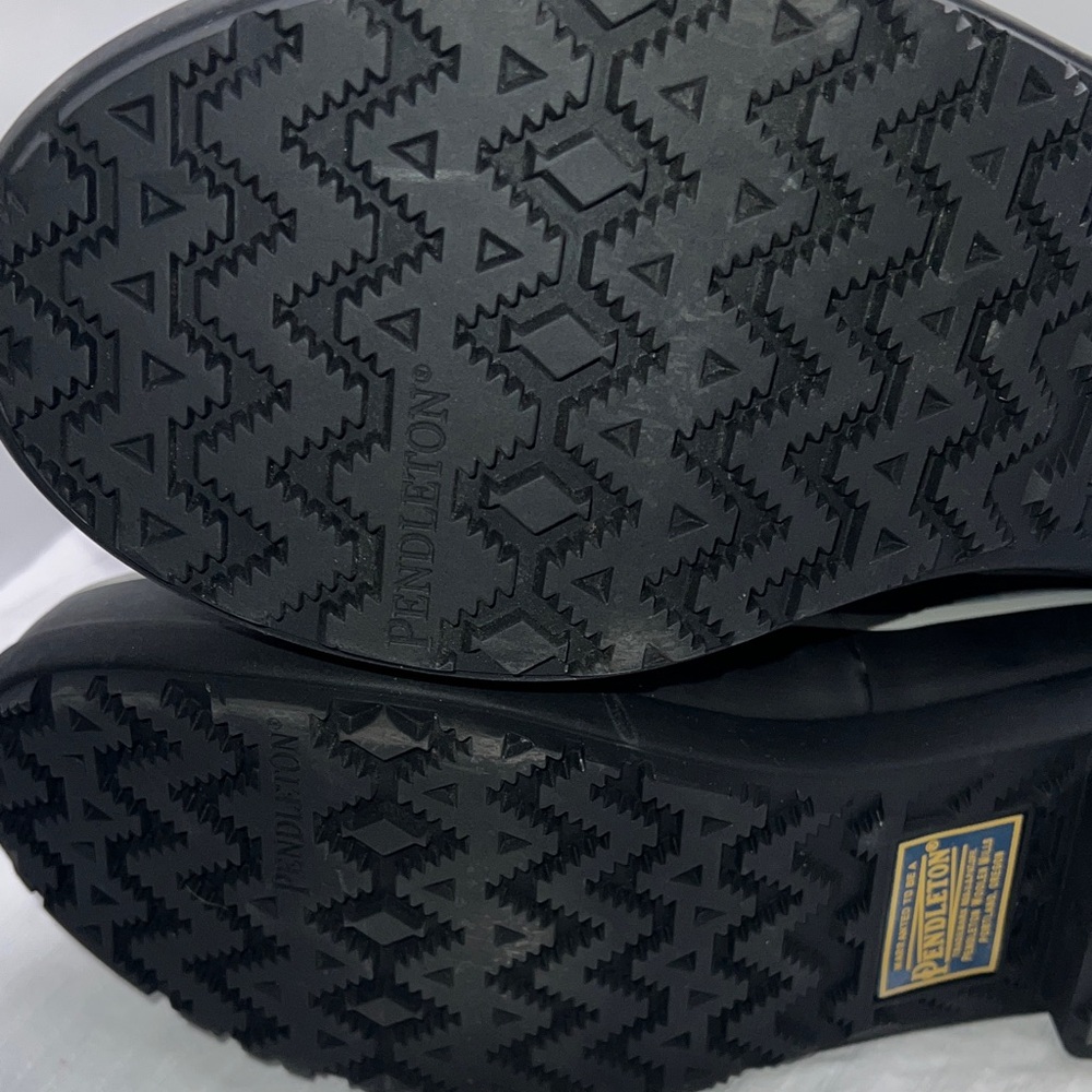 Pendleton Black & Gray Geometric Pattern Rain Boo… - image 16